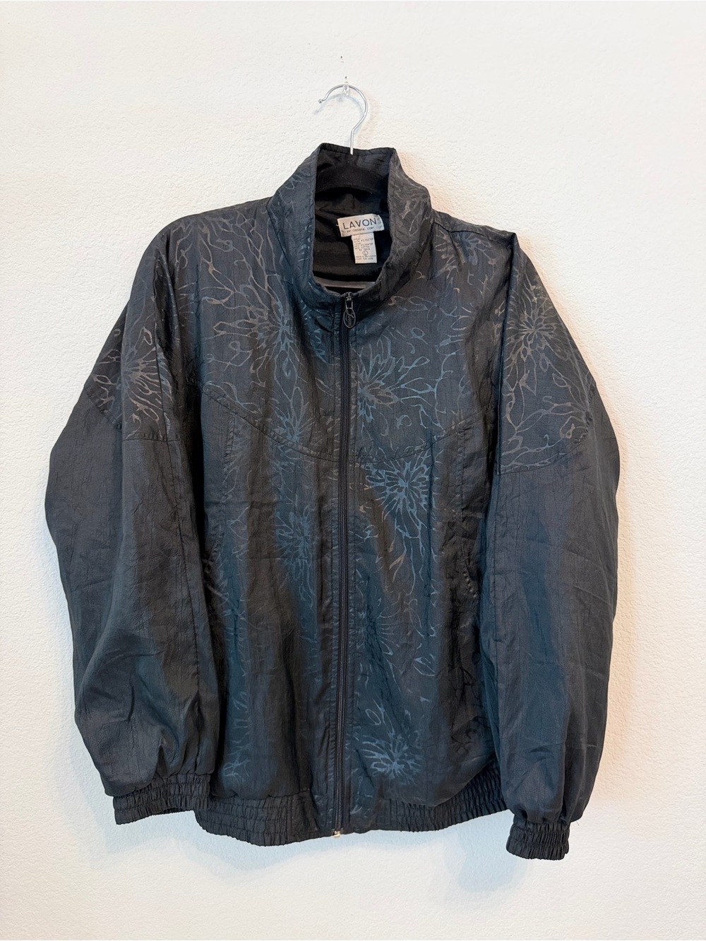 LAVON Black Floral-Print Windbreaker Jacket